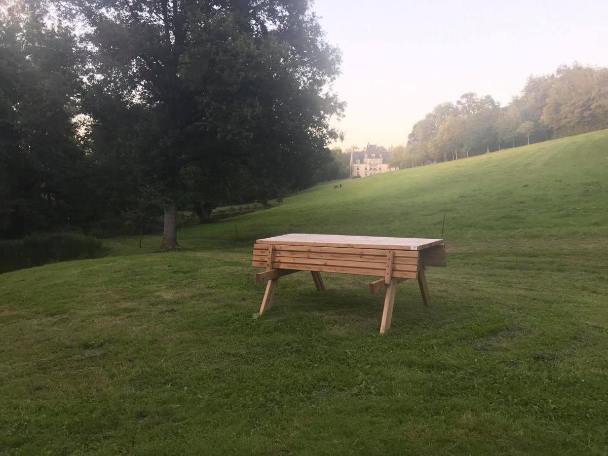 Chateau de la Lucazière Mont-Saint-Jean  Esterno foto